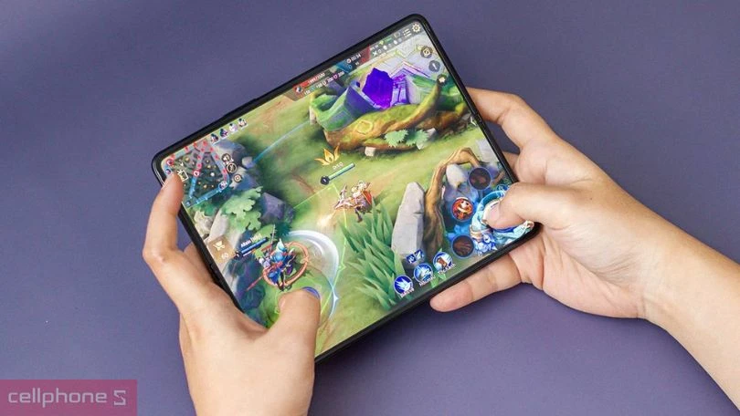Giá dán màn hình, kính cường lực Z fold 6 bao nhiêu tiền