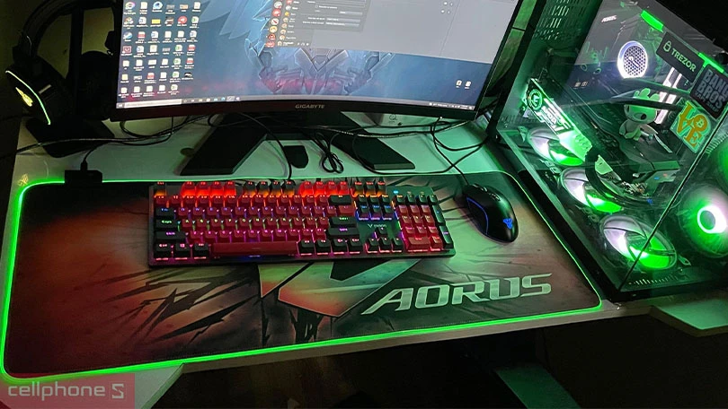 Thảm trải bàn phím Aorus