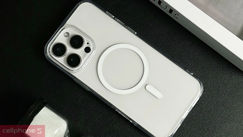 Chất lượng ốp lưng iPhone 16 Pro Max TGVIS Len MagSafe Clear