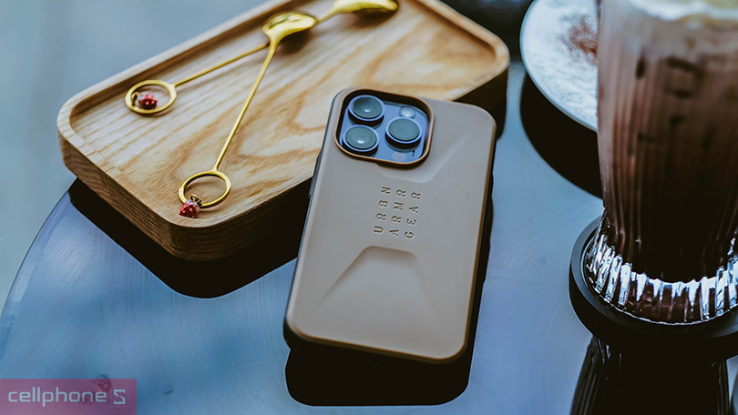 Đánh giá thiết kế ốp lưng iPhone 14 Pro Max UAG Civilian With Magsafe