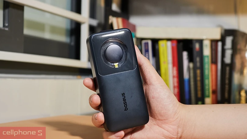 Công suất sạc dự phòng Baseus Free2 10000mAH kèm cáp 30W