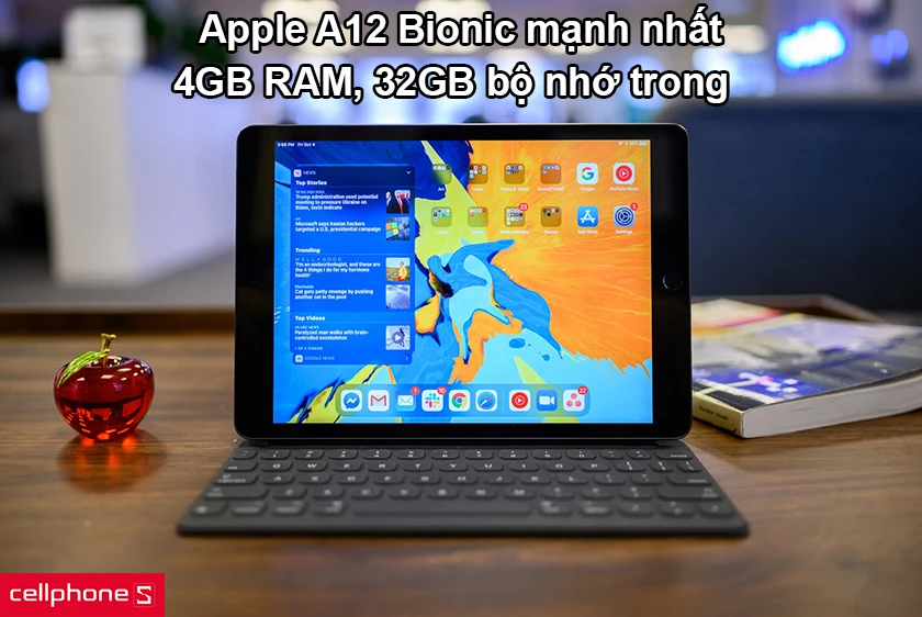 Cấu hình mạnh mẽ: chip Apple A12 Bionic, 4GB RAM, 32GB bộ nhớ trong