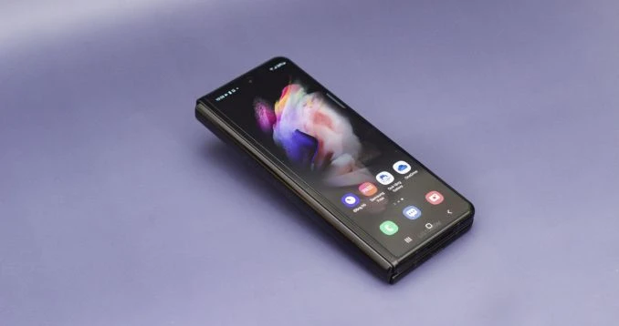 Samsung Galaxy Z Fold 3 (5G) - Giá sốc, giảm hơn 10 triệu
