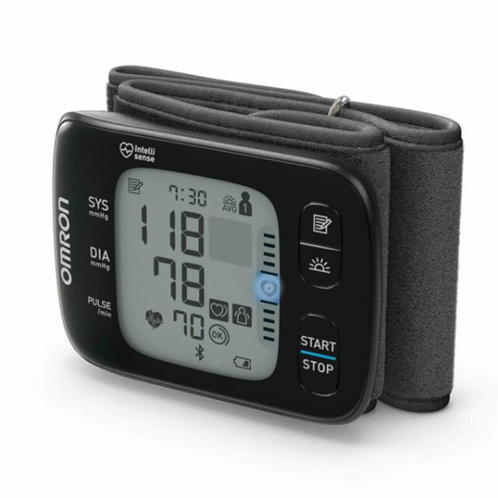 Máy Đo Huyết Áp Cổ Tay Omron Hem - 6232T - Cũ