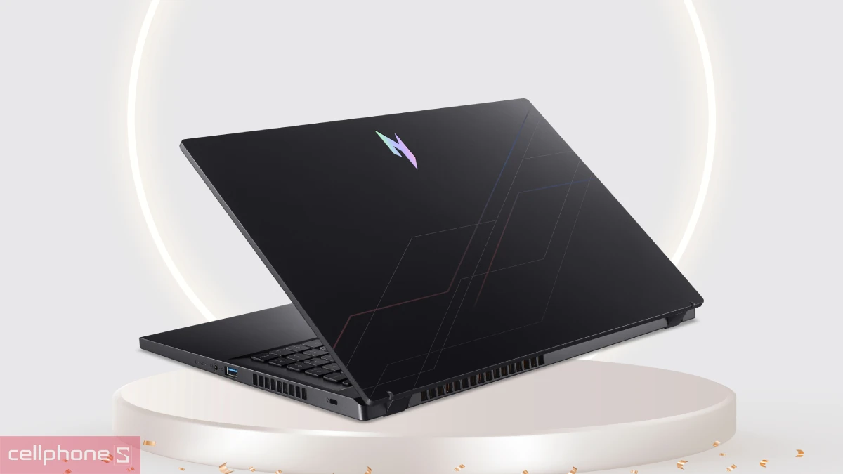 Màn hình, chất lượng hiển thị của laptop Acer Gaming Nitro V 15 ProPanel ANV15-52-72BM