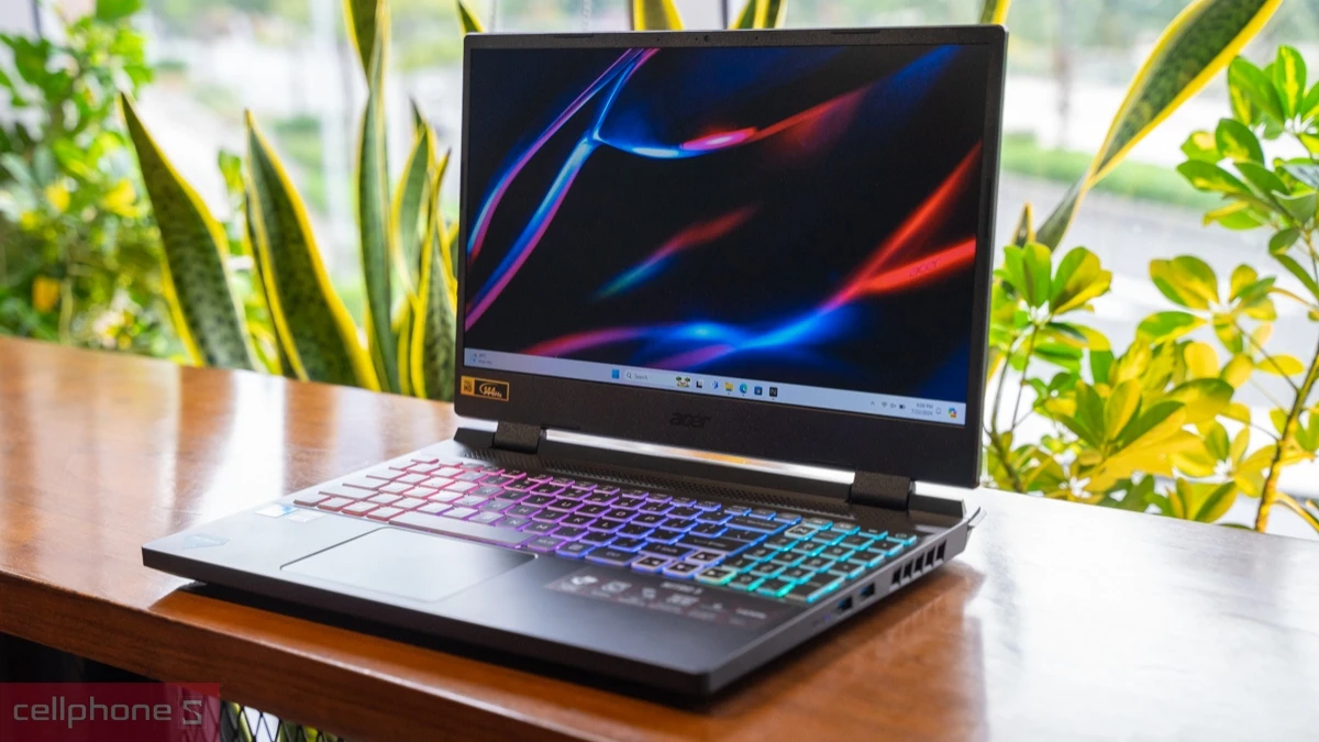 Acer Core i5 hiệu suất tốt, đa nhiệm với mọi tác vụ