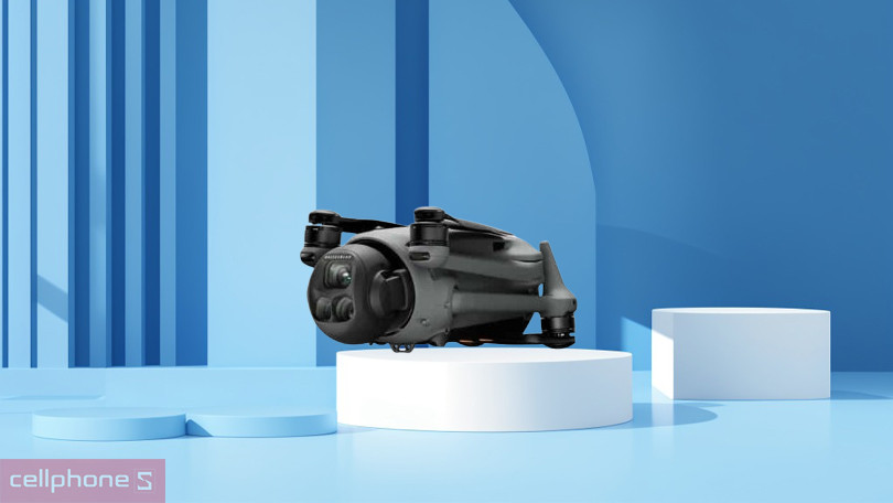 Động cơ mạnh mẽ, khả năng chịu gió của Flycam DJI Mavic 4 Pro RC-2