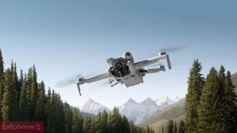 Tầm bay và thời gian bay của Flycam DJI Mini 4 Pro Fly More Combo Plus (RC-2)