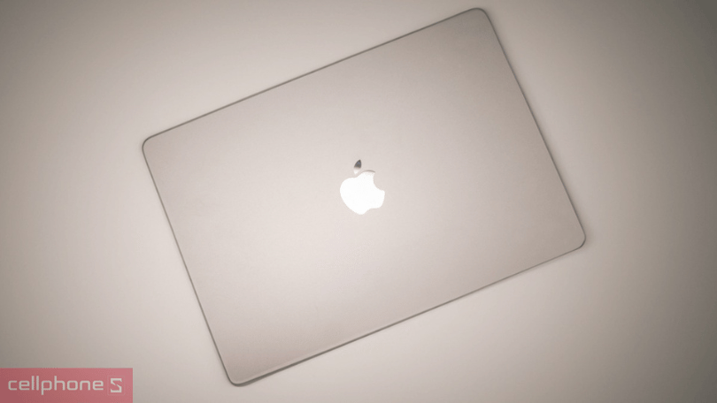 Đánh giá Macbook Air 15 inch về thời lượng pin