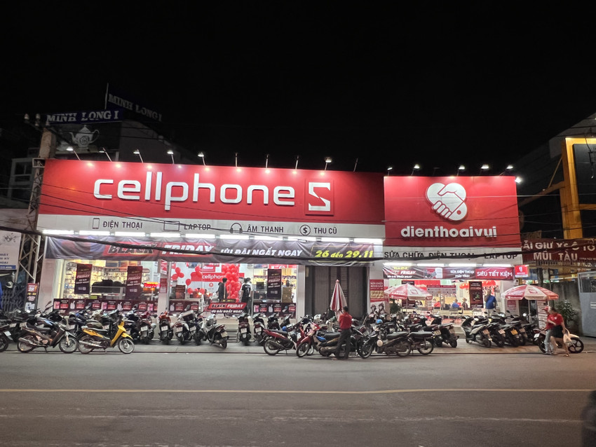 CellphoneS khai trương cửa hàng điện thoại Quận 6 - 1075B Hậu Giang