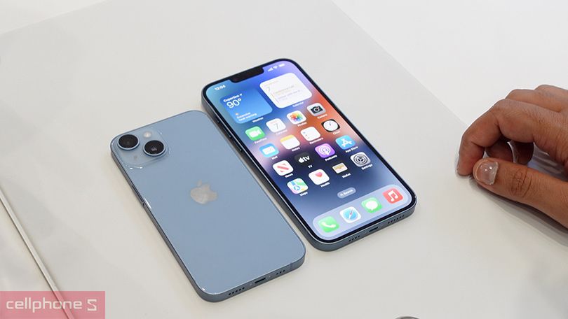 Điện thoại iPhone 14 màu xanh Blue