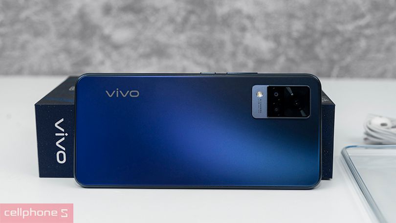 Đánh giá Vivo V21