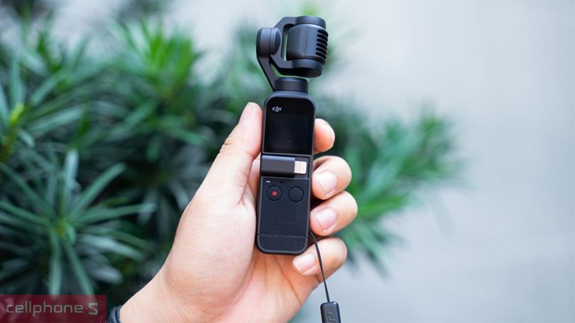 DJI Osmo Pocket Camera 4K chống rung 3 trục nhỏ nhất thế giới