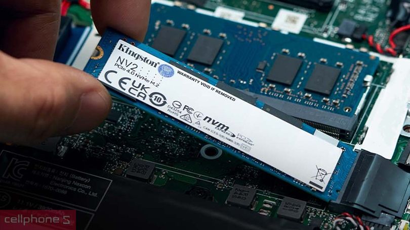 Ổ cứng SSD Kingston NV2  PCIe Gen4 NVMe 250GB | Giá rẻ