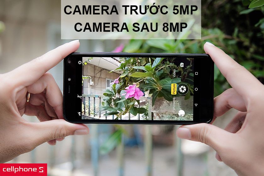 Camra trước 5MP và camera sau 8MP cho khả năng chụp ảnh tốt