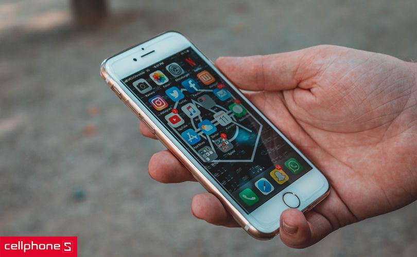 Điện thoại iPhone 7 | 7 Plus với bao nhiêu màu?