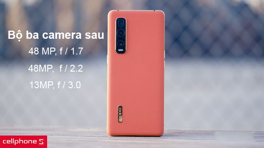 Bộ ba camera sau với ống kính tiềm vọng, camera selfie 32MP