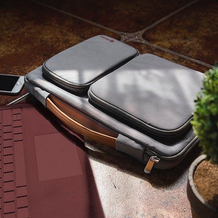 Túi xách laptop Tomtoc(USA) Briefcase Macbook Pro 16