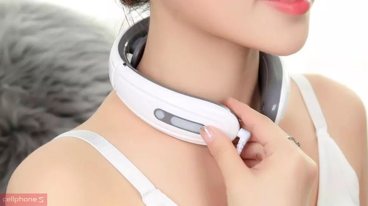 máy massgae cổ là món quà 8/3 cho cô giáo mầm non thiết thực
