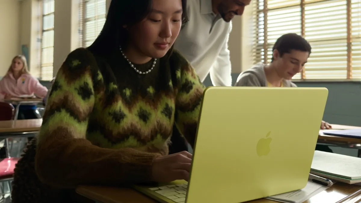 Chương trình Back to School Apple 2026 là gì