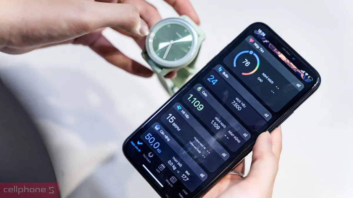 Đồng hồ Garmin hỗ trợ theo dõi sức khỏe và tập luyện chuyên nghiệp