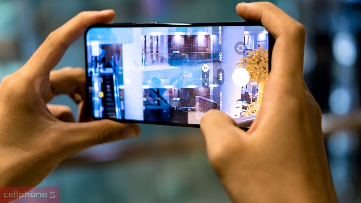 Samsung Galaxy S23 cũ trầy xước