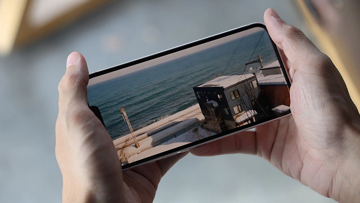 iPhone 13 thường cũ