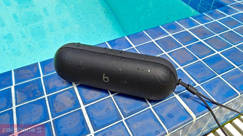 Loa Beats có chống nước, bụi không?