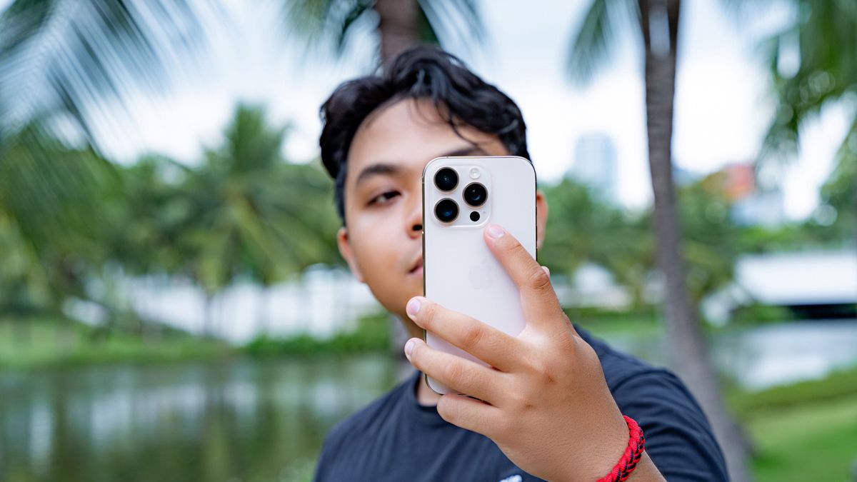 Ceramic Shield ở mặt sau trên iPhone 17 thường khắng vỡ nứt tốt