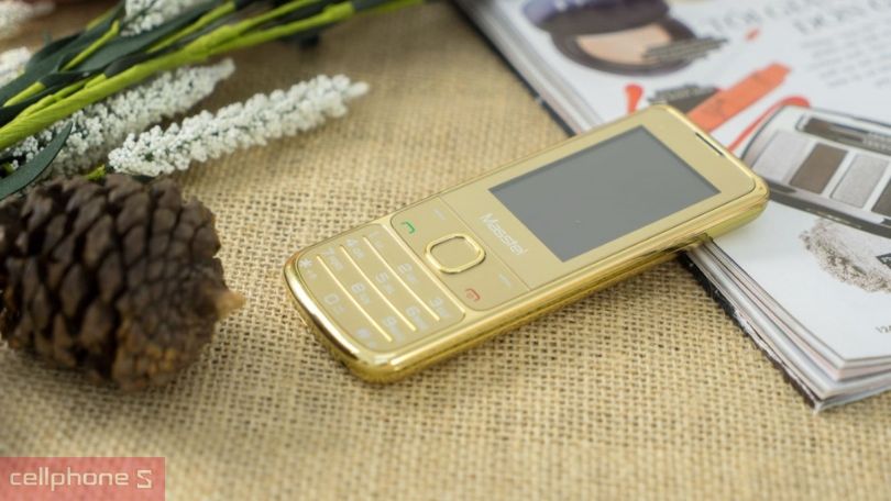 Masstel có thiết kế cực kỳ nhỏ gọn và khá dễ cầm nắm Masstel có thiết kế cực kỳ nhỏ gọn và khá dễ cầm nắm