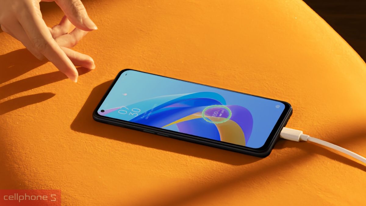 OPPO A có thời lượng pin bền bỉ