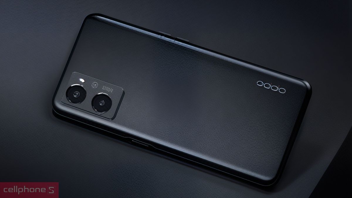 OPPO A có độ bền chuẩn quân đội