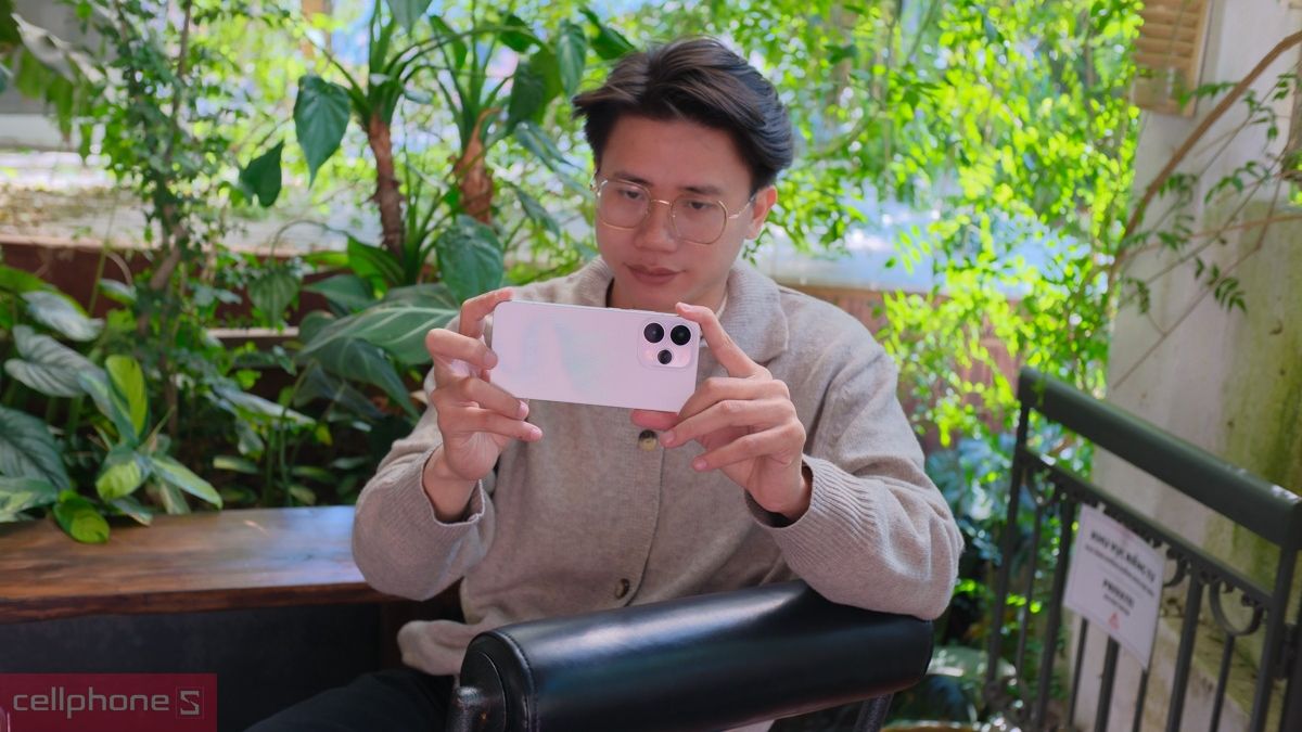 Giá điện thoại OPPO Reno mới nhất chính hãng