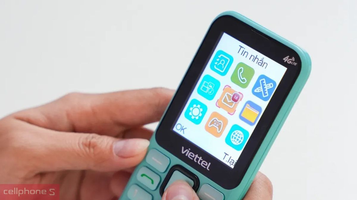 Điện thoại cục gạch bàn phím Viettel