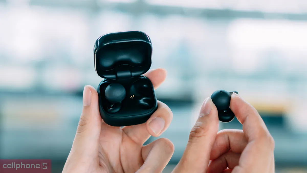 Auracast giúp chia sẻ âm thanh cùng lúc tới nhiều người
