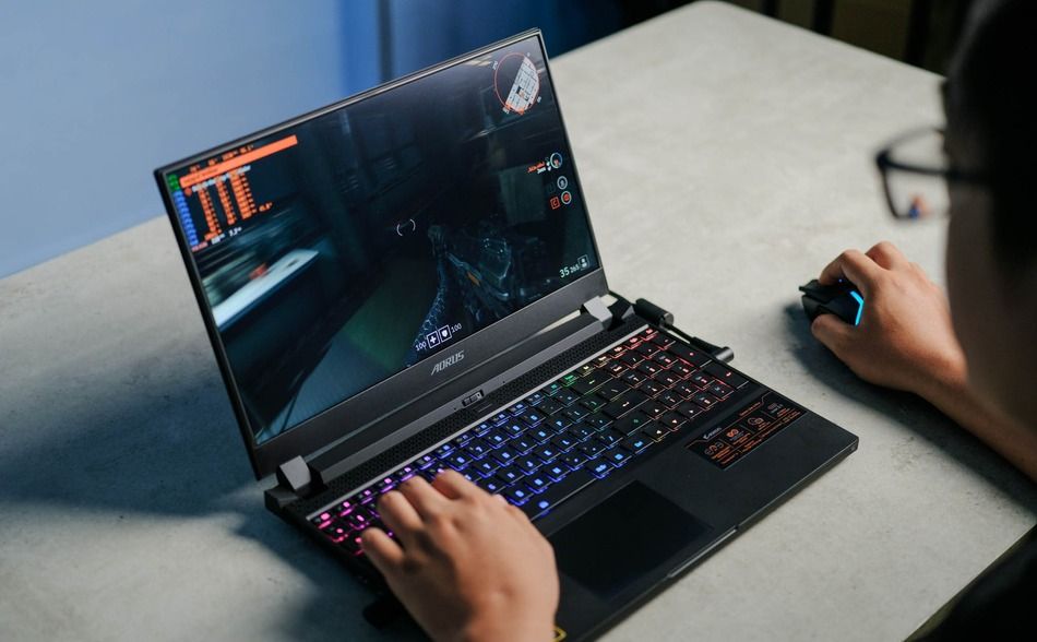 Thiết kế laptop Gigabyte