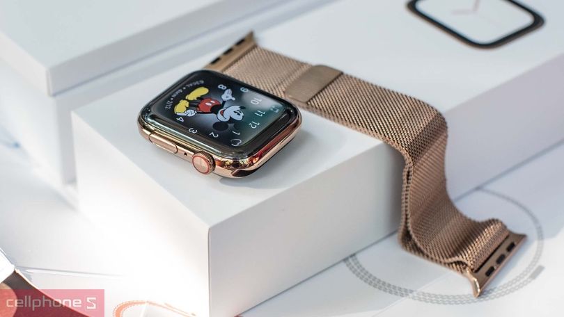 Apple Watch S8 cũ có mấy loại viền và dây?