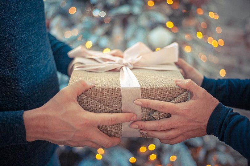 Quà 20-11 tặng thầy giáo
