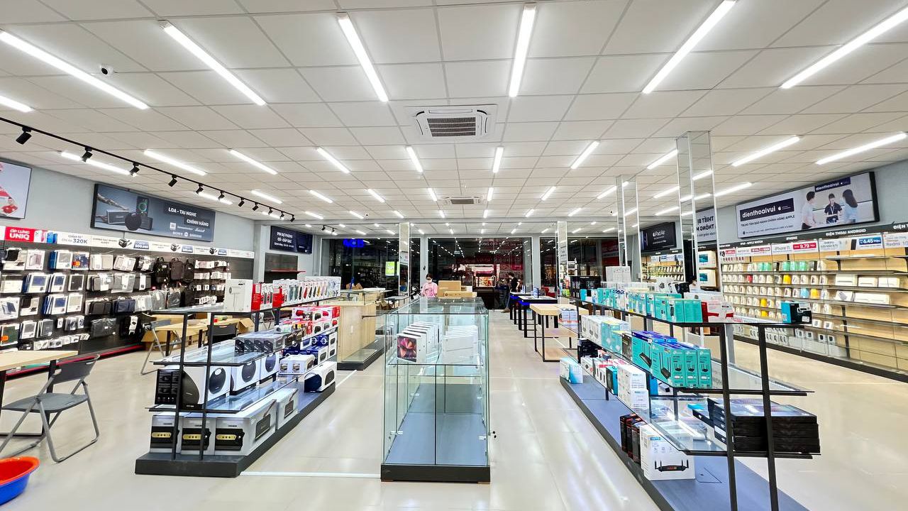 CellphoneS khai trương cửa hàng điện thoại - phụ kiện tại Thủ Đức