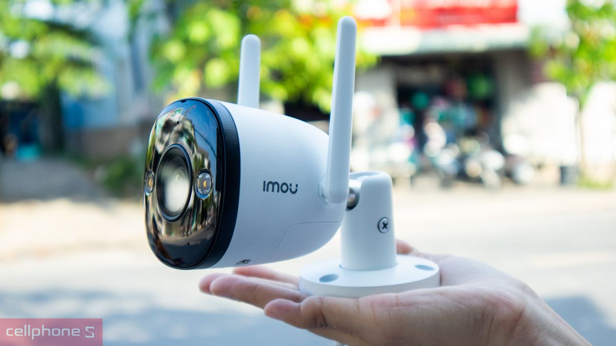 Camera ngoài trời kháng nước, bụi