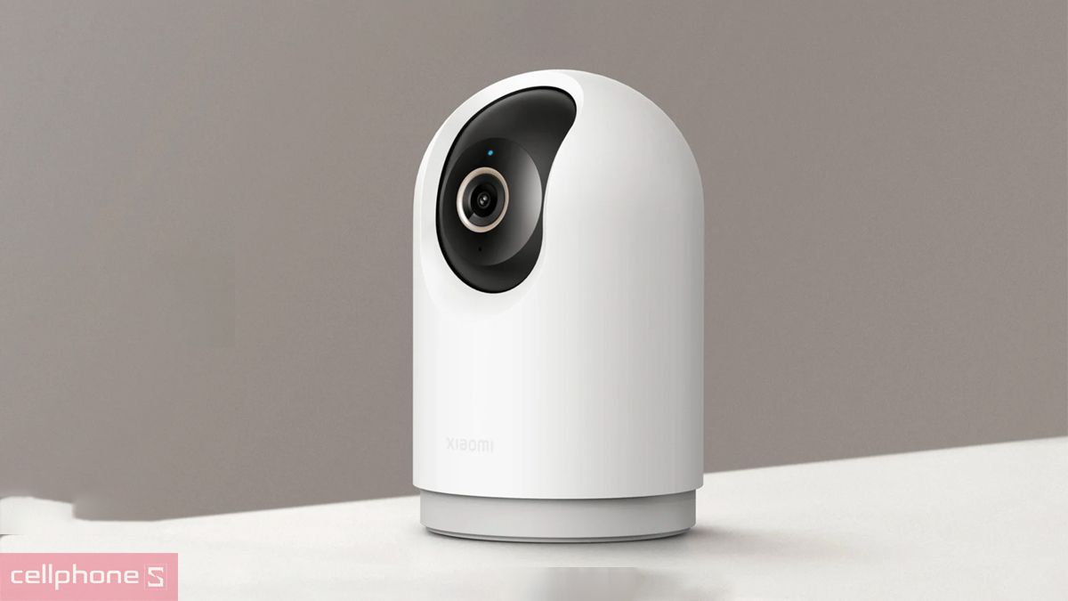 Camera có tấm chắn ống kính vật lý bảo vệ quyền riêng tư