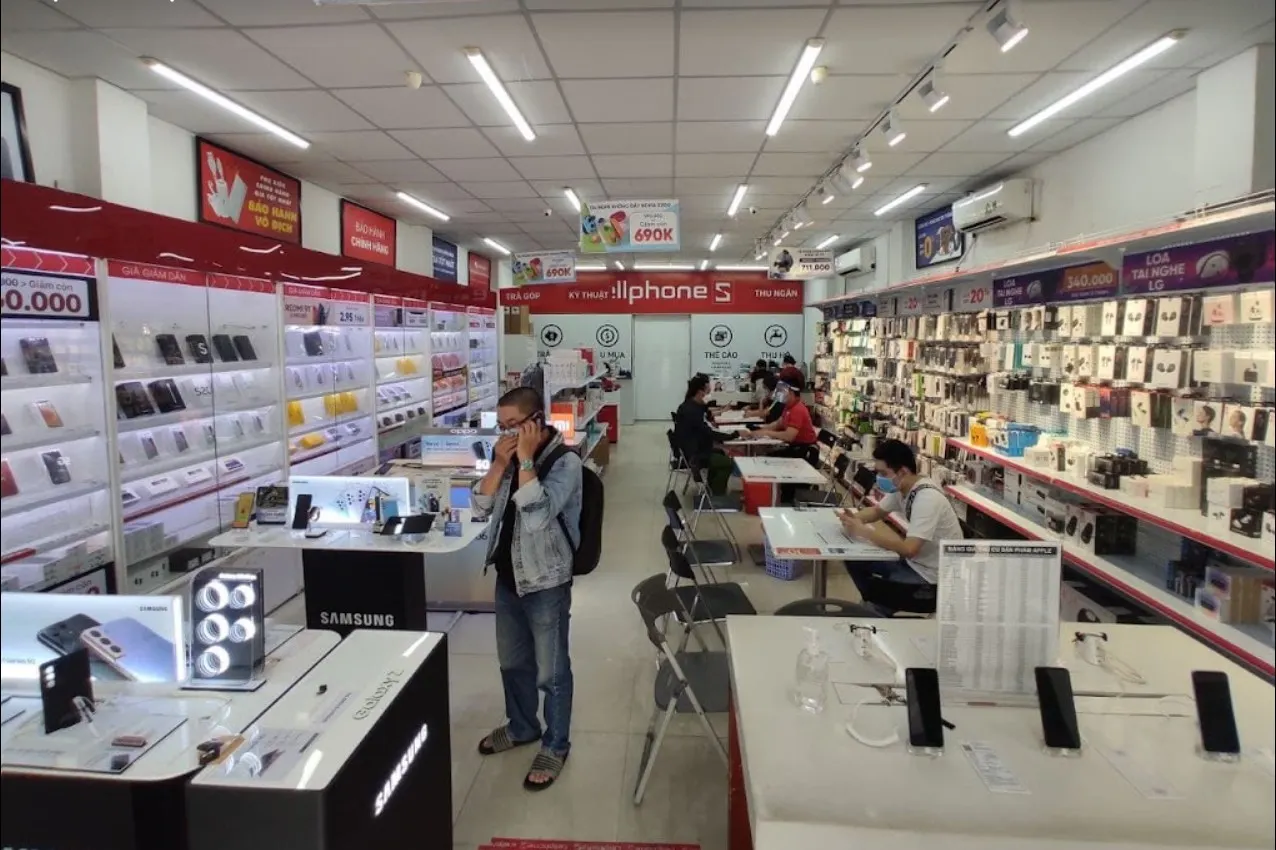 Ưu đãi khai trương cửa hàng điện thoại Quận 4