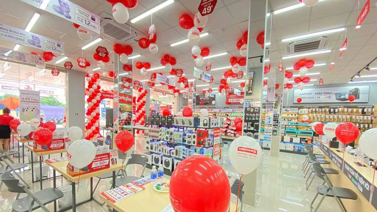 CellphoneS khai trương trung tâm laptop điện thoại 24 Điện Biên Phủ, Trà Vinh