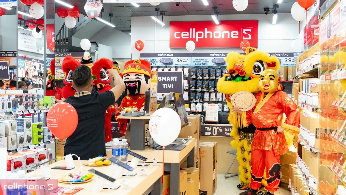 CellphoneS khai trương cửa hàng điện thoại số 4 và số 6 đường Lê Thái Tổ, Long Châu, Vĩnh Long