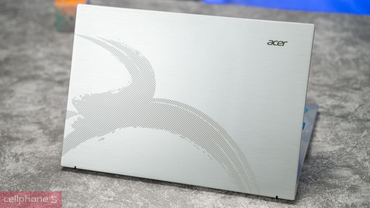 Laptop Acer chinh phục người dùng nhờ sự đa dạng