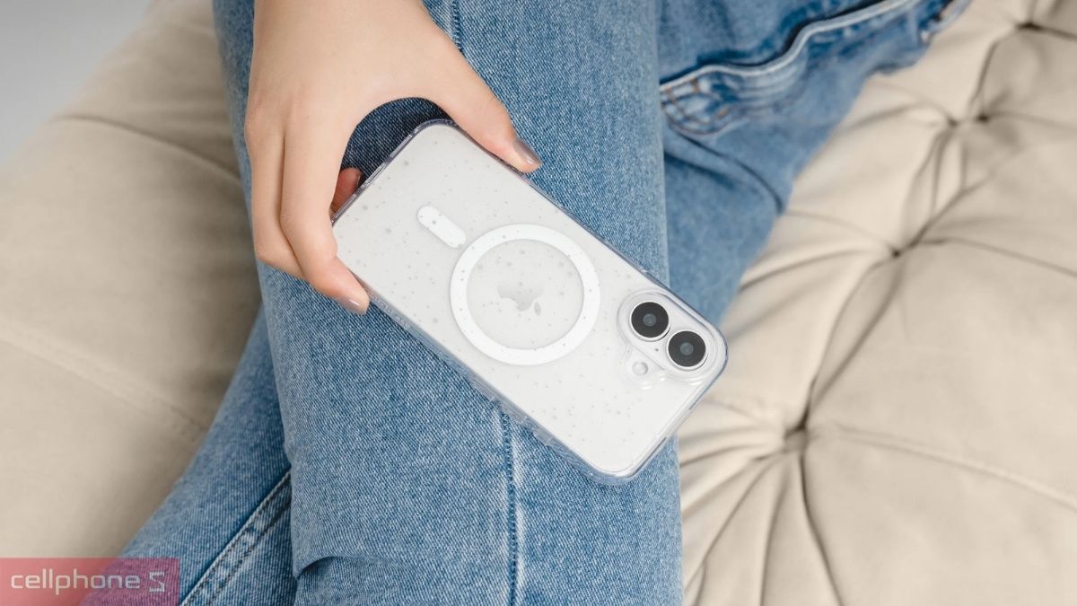 Ốp lưng iPhone 16 Pro Max chính hãng Apple, UAG, SwitchEasy hay SPIGEN
