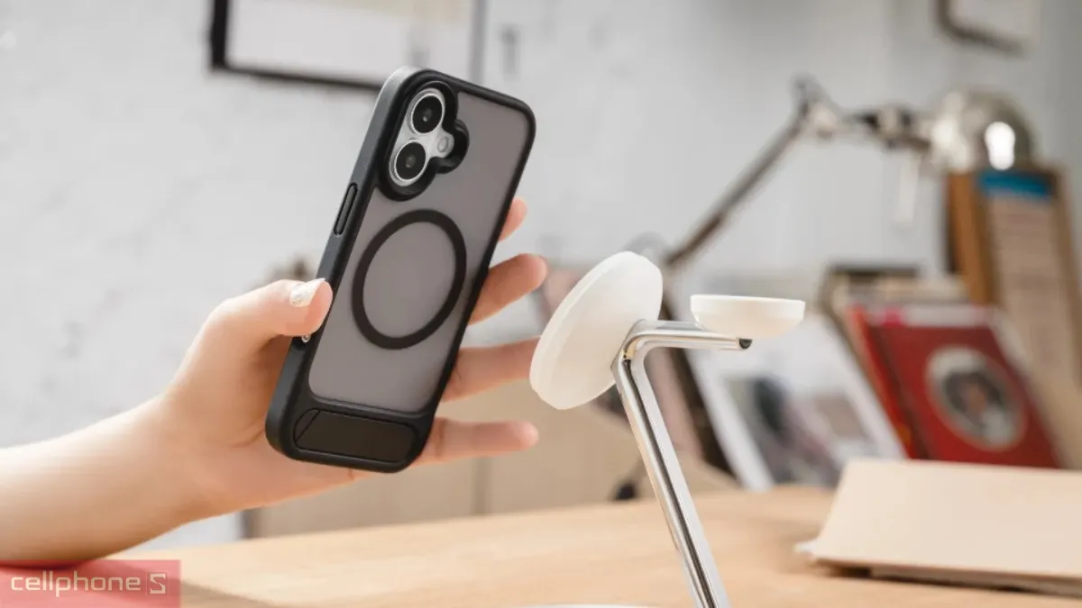 Chọn ốp lưng iPhone 16 Pro Max dựa trên chất liệu