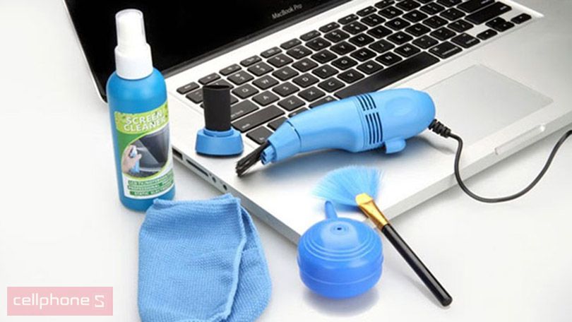 Lợi ích của việc sử dụng bộ vệ sinh laptop chuyên nghiệp cho laptop