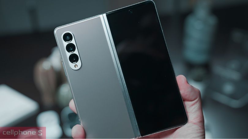 Bảo vệ Z Fold 5 khó rơi vỡ