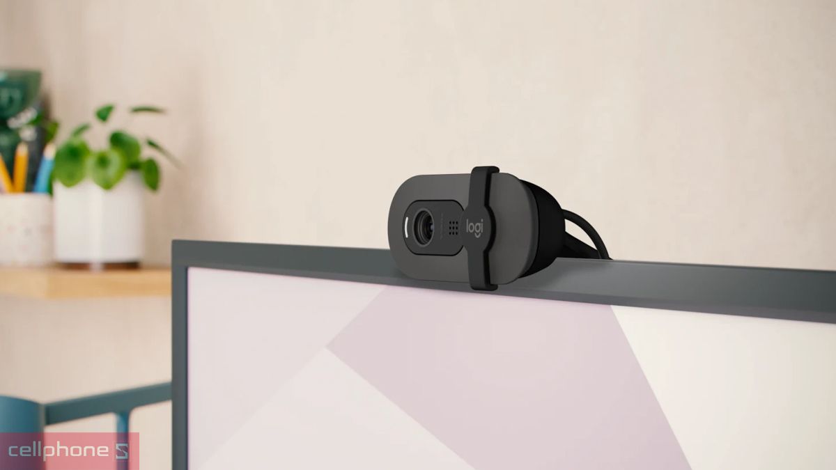 Webcam tích hợp Micro Logitech Brio 100 FHD